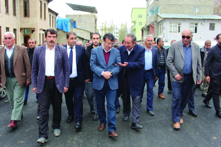 Başkan Türkmenoğlu'ndan Bahçesaray ve Çatak'a ziyaret 