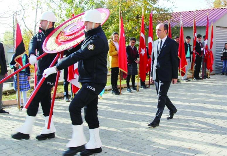 Başkale'de 10 Kasım Atatürk'ü Anma Günü 