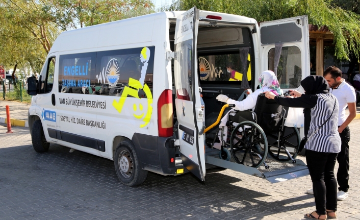 Van’da engelli vatandaşlara ücretsiz ulaşım desteği