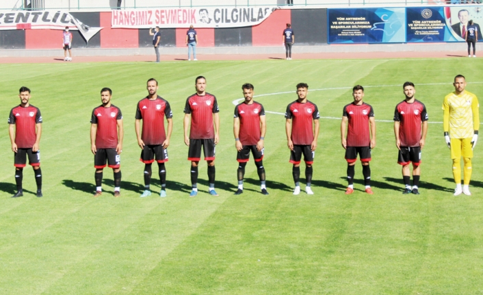 Vanspor, 28 futbolcuya lisans çıkardı