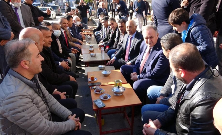 MHP Grup Başkanvekili Akçay'ın Van teması