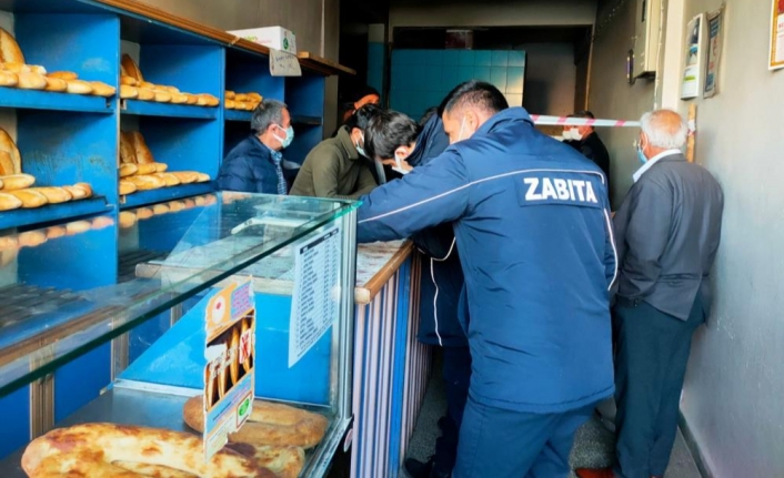 Erciş’te yüksek fiyata ekmek satan 42 fırına ceza