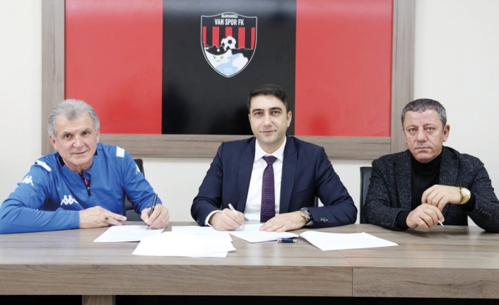 Erhan Altın, Vanspor'un yeni teknik direktörü