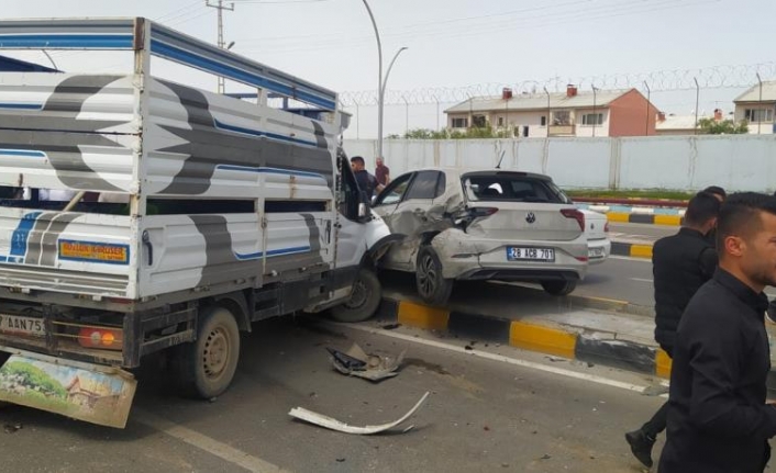 Edremit'te zincirleme kaza: 7 yaralı