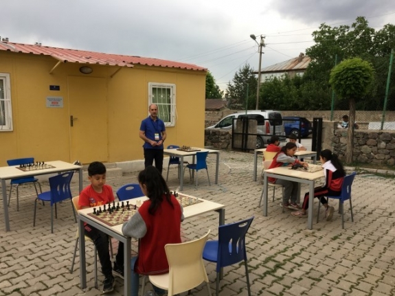 Muradiye’de satranç turnuvası