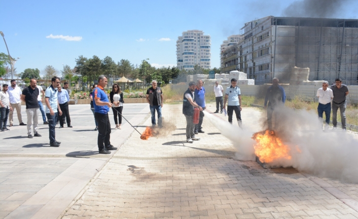 Tuşba Belediyesi personeline afet eğitimi…