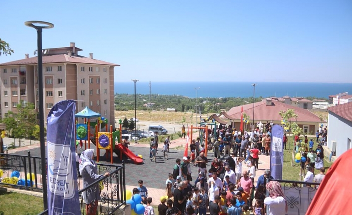Edremit’te 50 oyun grubunun toplu açılışı yapıldı