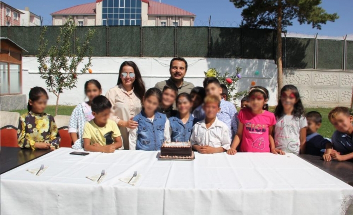 Kaymakam Aydoğan öksüz ve yetim çocukları misafir etti