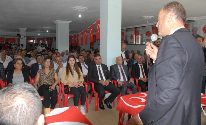 MHP'li Osmanağaoğlu Alaköy'de coşkuyla karşılandı