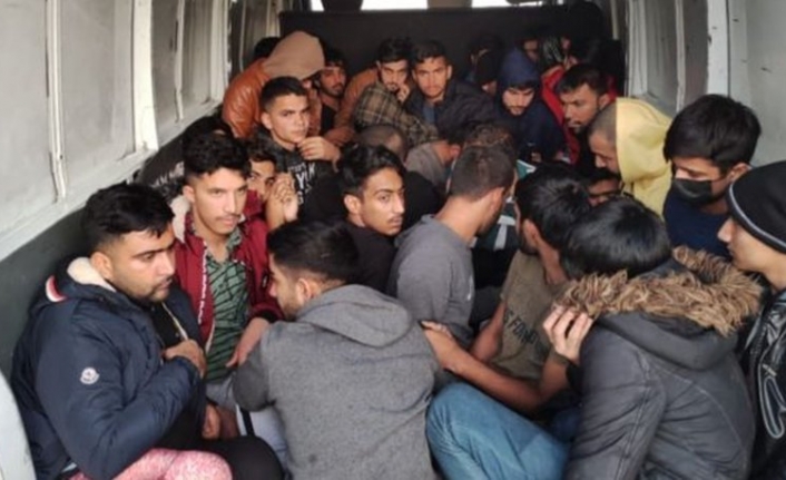Jandarma düzensiz göçe izin vermiyor: 41 göçmen yakalandı