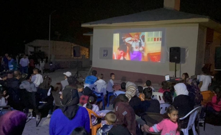 Muradiye'de açık havada sinema etkinliği