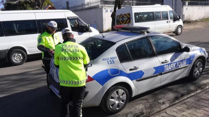Van'da kurallara uymayan sürücülere ceza yağdı
