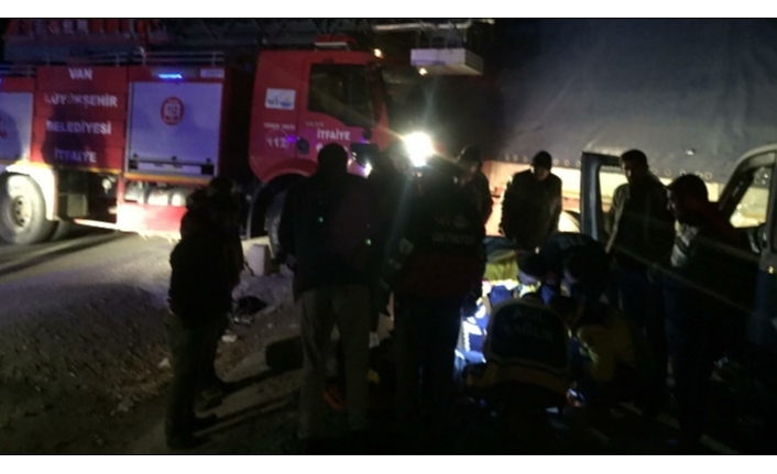 Başkale'de trafik kazası: 4 yaralı