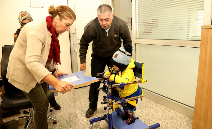 Engelli vatandaşlara medikal malzeme desteği