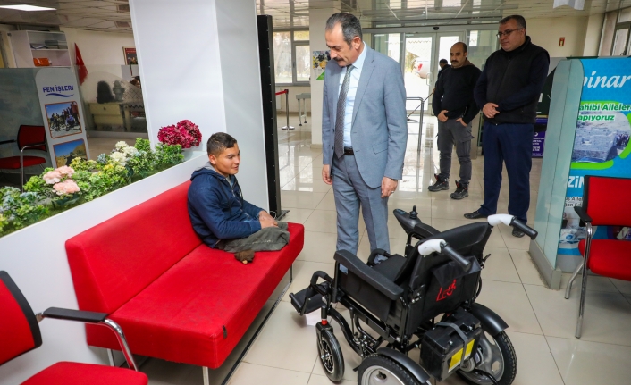 Gürpınar Belediyesi engelli genci unutmadı