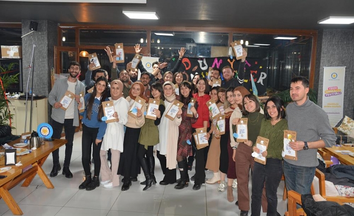 Muradiye'de 'Dünya Gönüllüler Günü' kutlandı