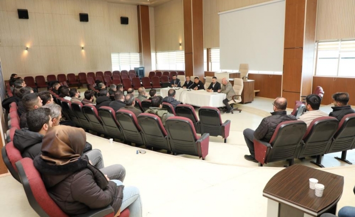 Erciş’te ‘deprem risk ve yapı kontrol değerlendirme toplantısı’ yapıldı