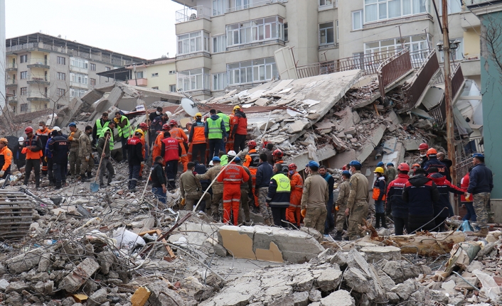 Malatya'daki depremde 110 yaralı...