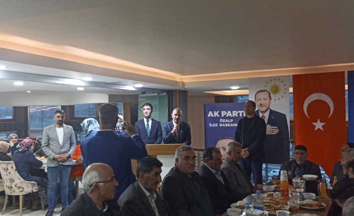 AK Parti Milletvekili Adayları Van’da vatandaşlarla buluştu