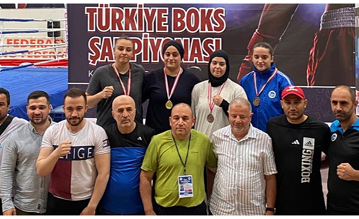 Edremitli boksörler Türkiye Şampiyonu oldu