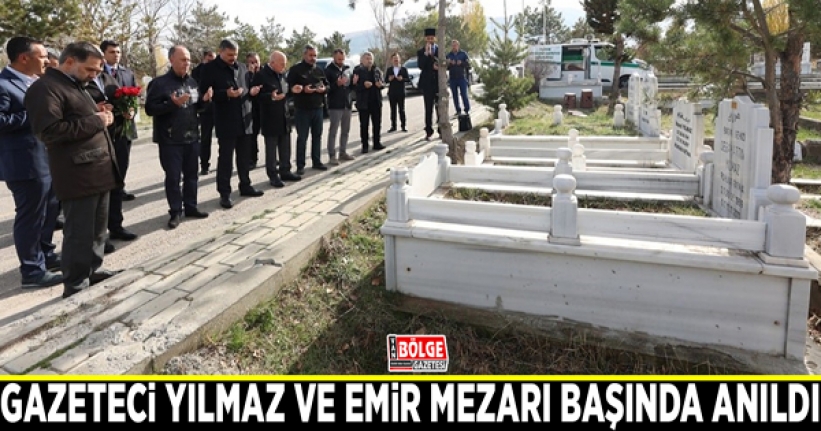 Gazeteci Yılmaz ve Emir mezarı başında anıldı