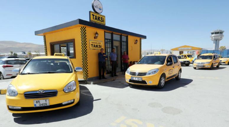 Büyükşehir, taksi duraklarını modernize ediyor
