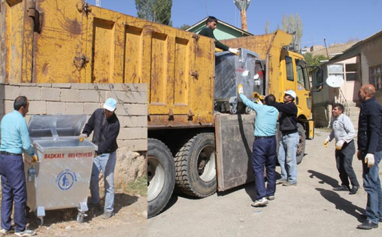 Başkale'de 600 çöp konteynırı dağıtıldı