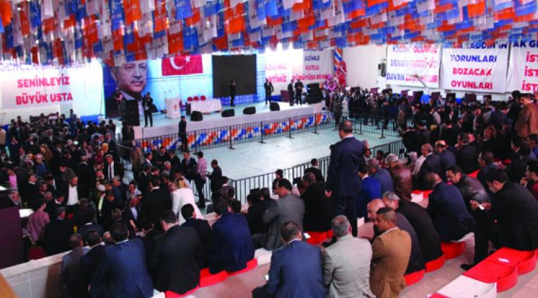 AK Parti Van İl Başkanlığından temayül yoklaması 
