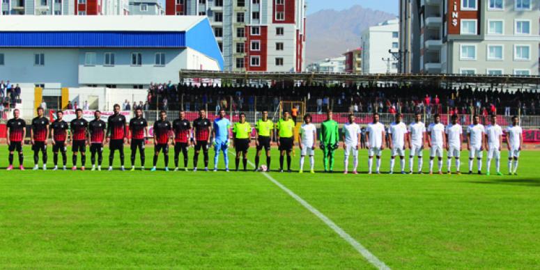 B. B.Vanspor ile Diyarbekirspor'un büyük maçına sadece saatler kaldı