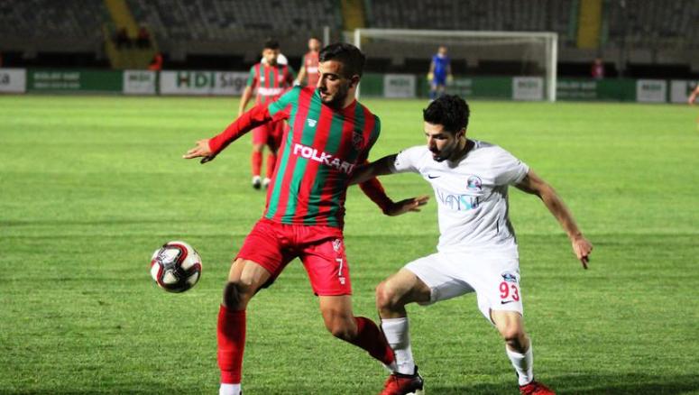 B.Vanspor,  İzmir'den puanla dönüyor:0-0