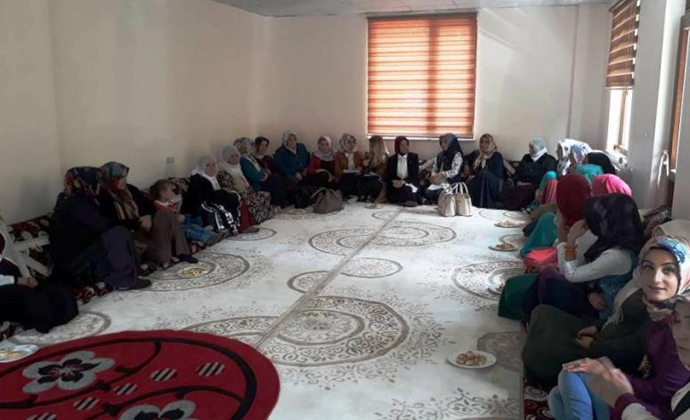 AK Parti Bahçesaray Kadın Kolları Mülakatı yapıldı