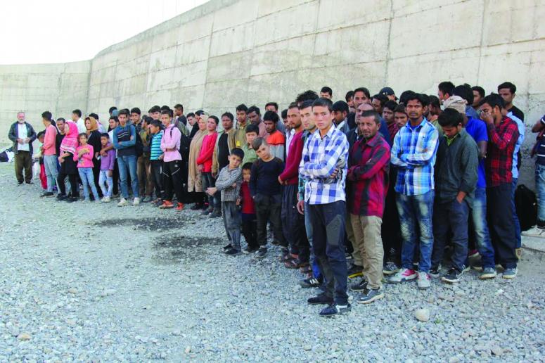 Başkale'de 108 düzensiz göçmen yakalandı