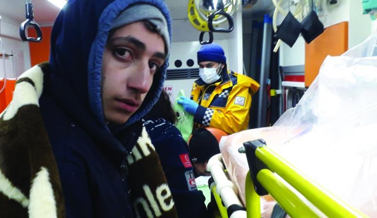 Donma tehlikesi geçiren göçmenler hastaneye kaldırıldı 