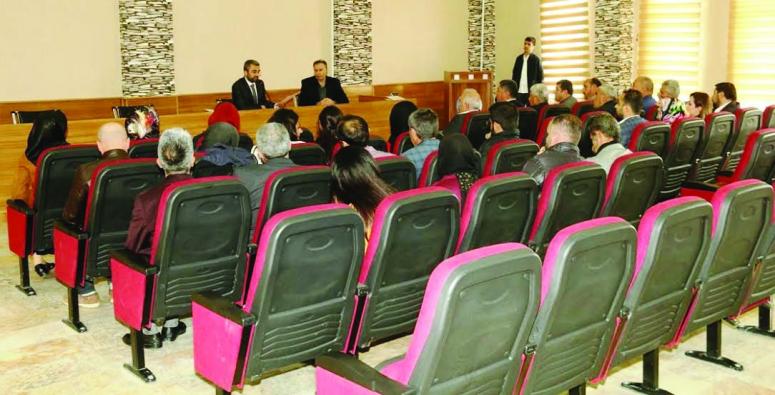 Edremit Belediyesi'nde ilk meclis toplantısı...
