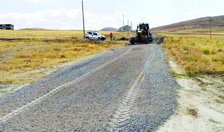 Edremit'teki 21 sokağın stabilize yol çalışması tamamlandı