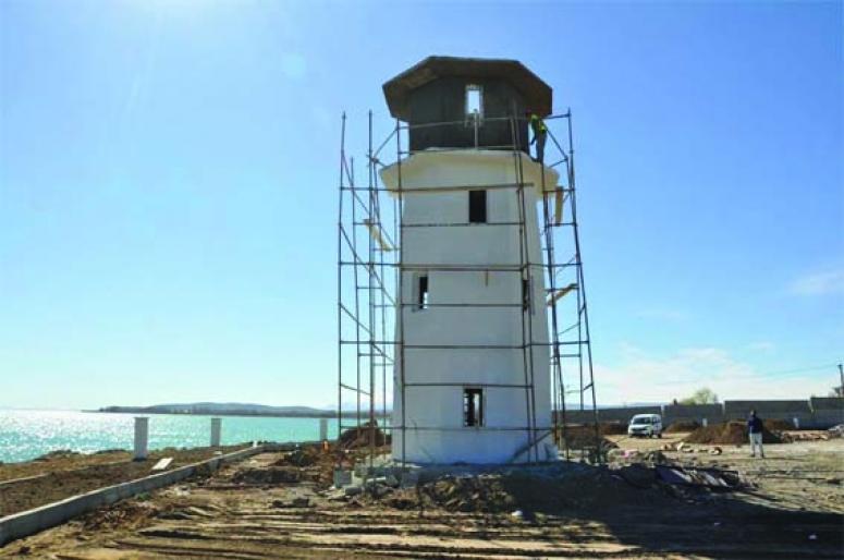 Erciş sahil yolu vitrin projesinin 2. etabına başlanıldı 
