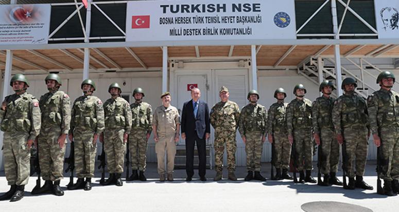 Erdoğan'dan, Bosna'daki Türk askerlerine ziyaret...