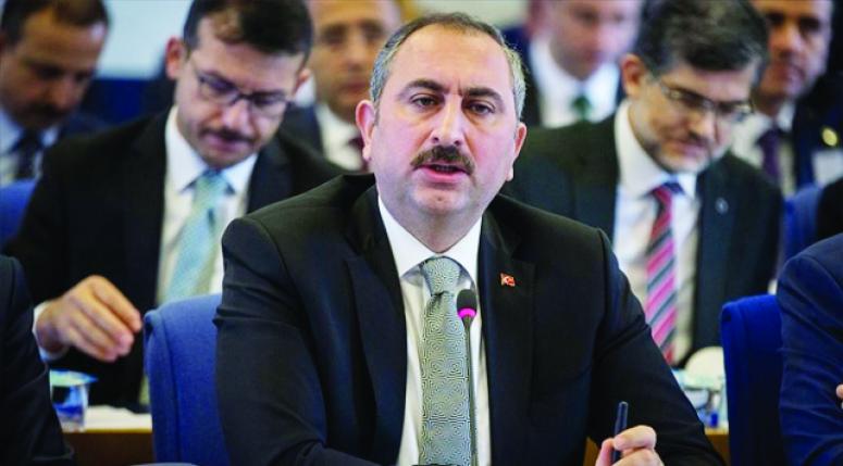 Adalet Bakanı Gül'den 'ev hapsi' açıklaması