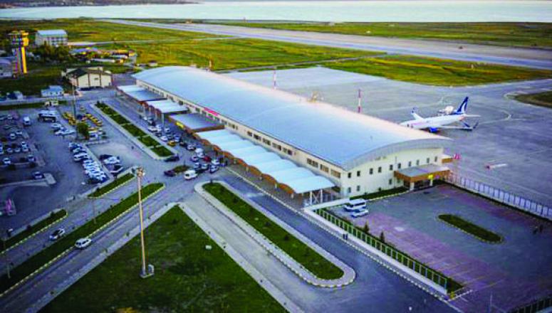 Van'daki havalimanının tadilatı mağdur ediyor