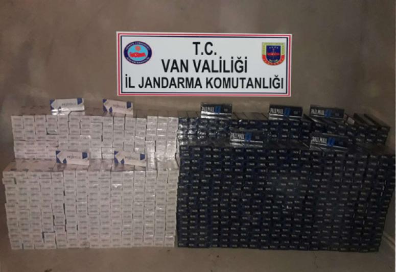 Jandarma 25 bin paket kaçak sigara ele geçirdi