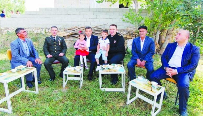 Kaymakam Mehmetbeyoğlu'ndan şehit ailelerine ziyaret 