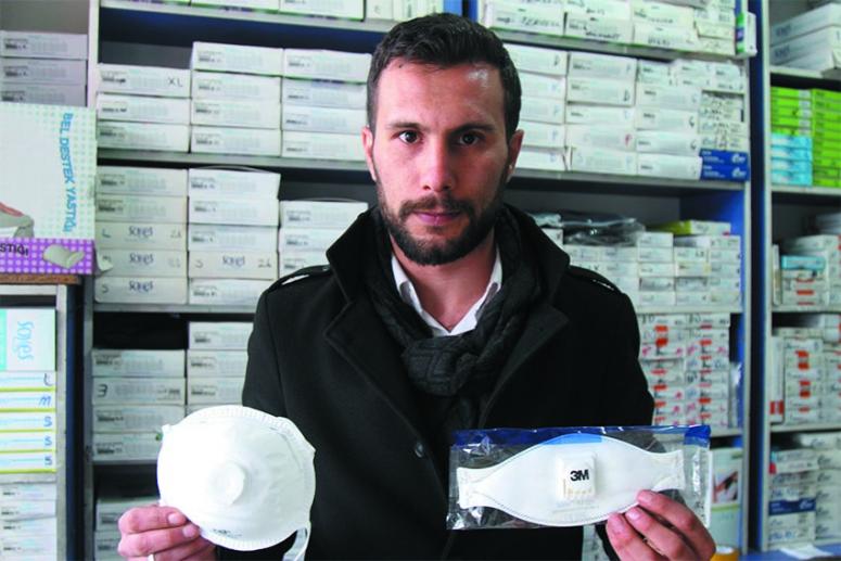 İran'daki ölümlerden sonra  Van'da maske satışları arttı