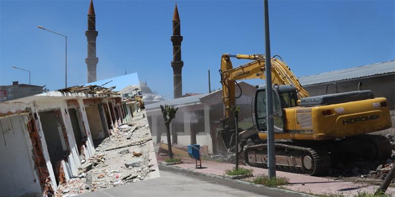 Sebze Hali'nin bitişiğindeki metruk yapılar yıktırıldı