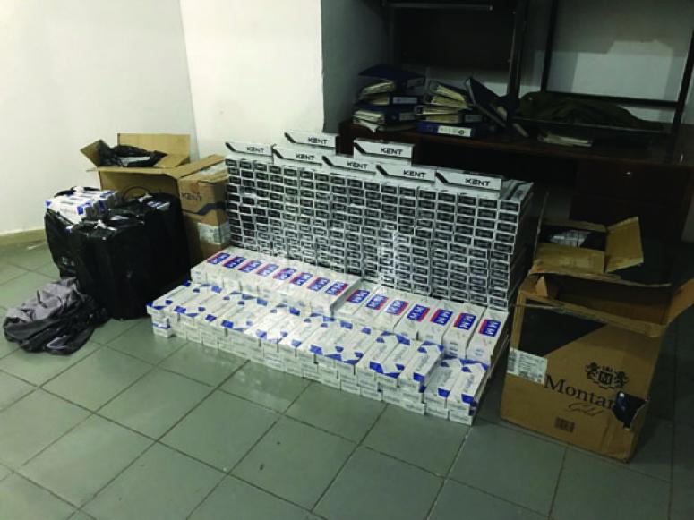 Özalp'ta 6 bin 590 paket kaçak sigara ele geçirildi 
