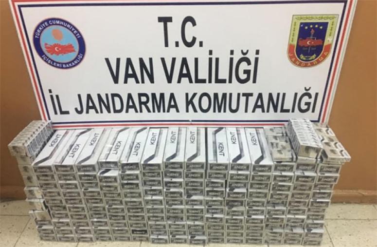 Jandarma Gevaş'ta bin 530 paket sigara ele geçirdi