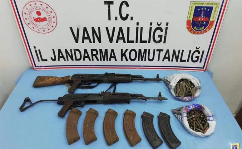 Jandarma ve polisin operasyonunda silah ve mühimmat ele geçirildi