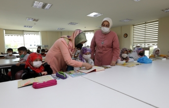 Van'daki çocuklar Büyükşehir'in kurslarında Kur'an öğreniyor