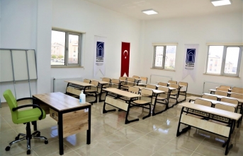 Tuşba'daki öğrencilere ücretsiz YKS kursu...