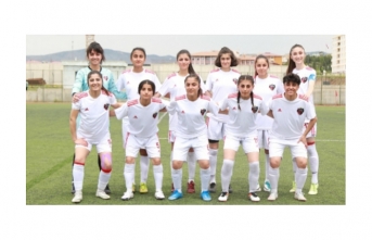 Büyükşehir Kadın Futbol Takımı finalde...