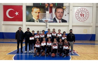 Büyükşehir'in basketçileri bölge şampiyonasını ilk sırada tamamladı
